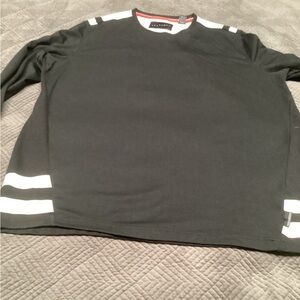 Sean John mens black/white long sleeve lightweight. 359